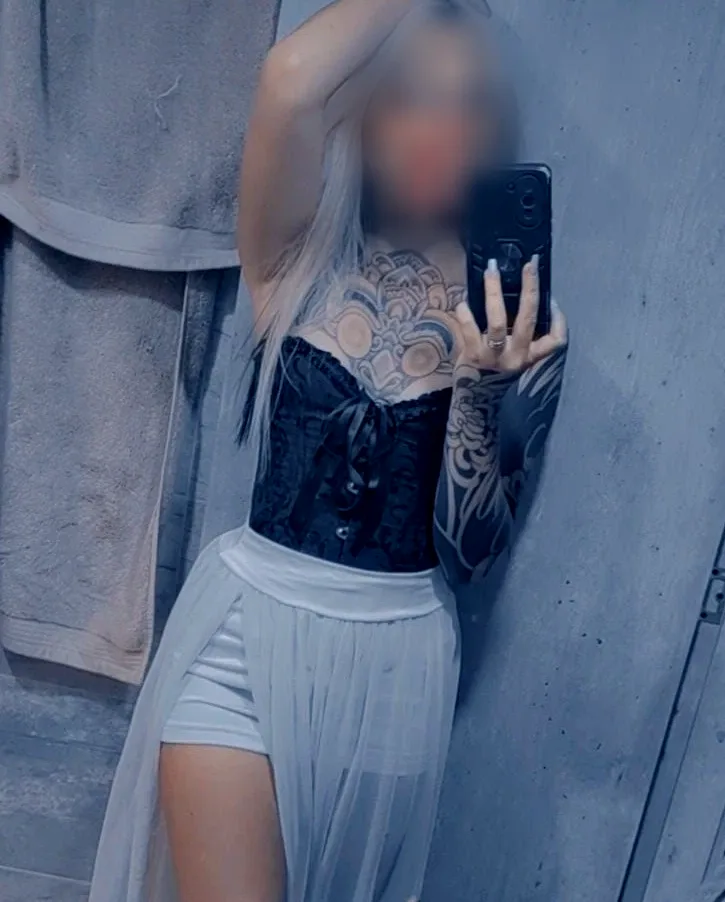Eilidh, 24