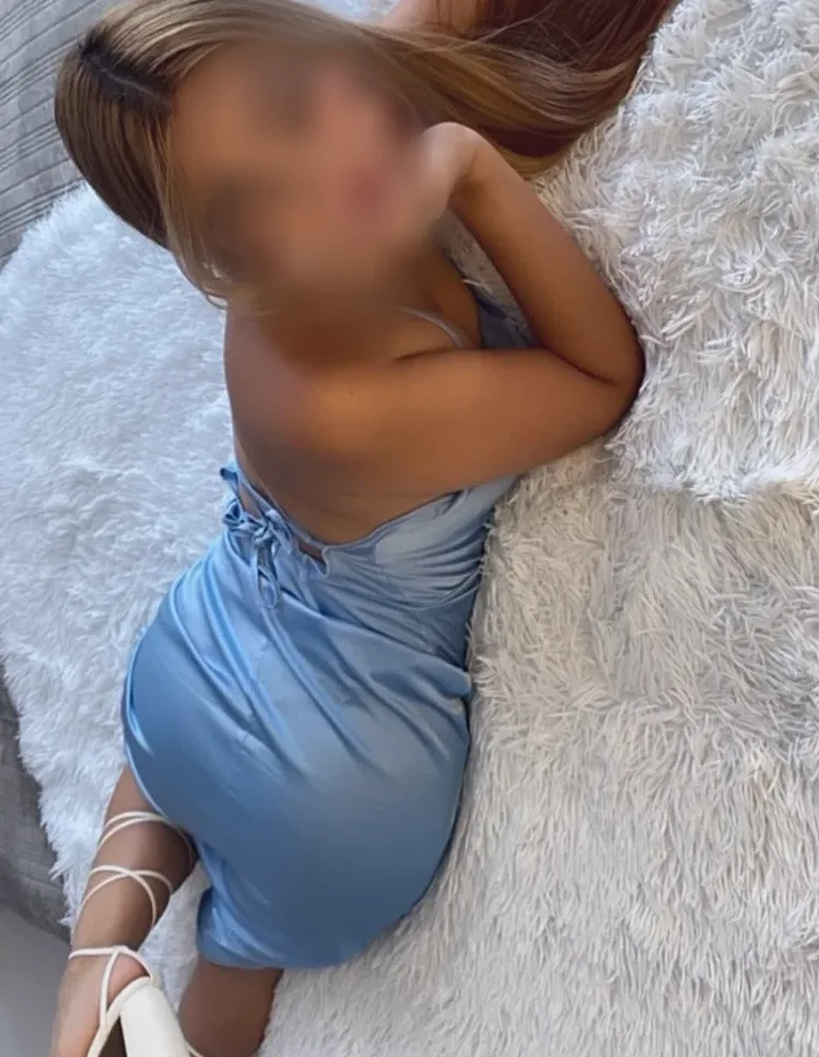 Niamh, 35