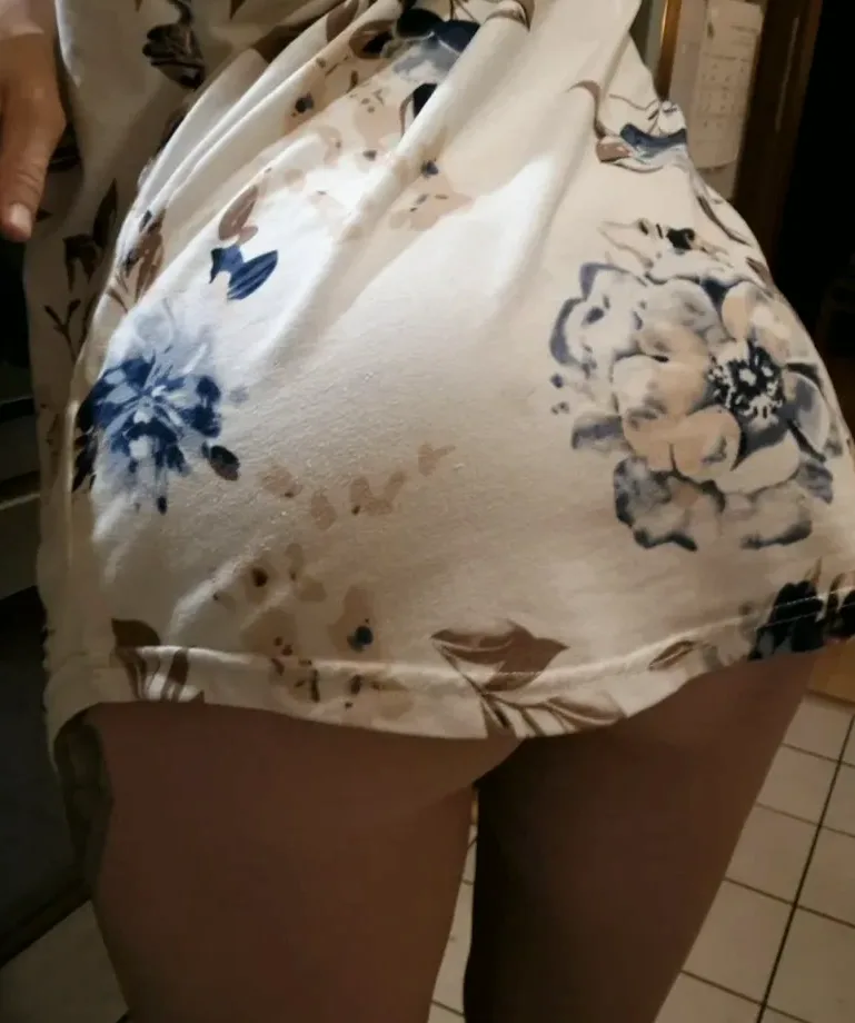 Rhian, 36